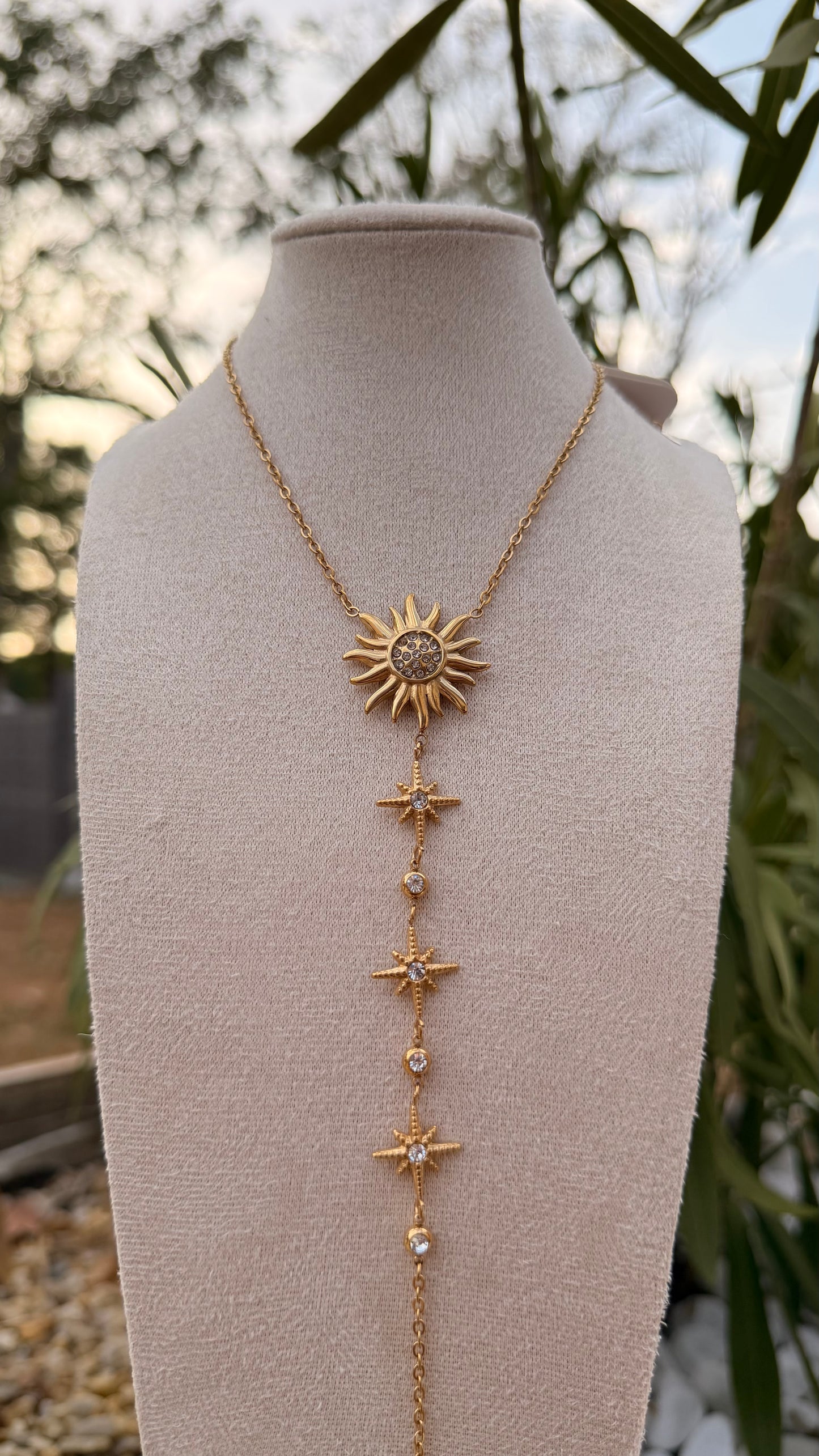 Collier Astra